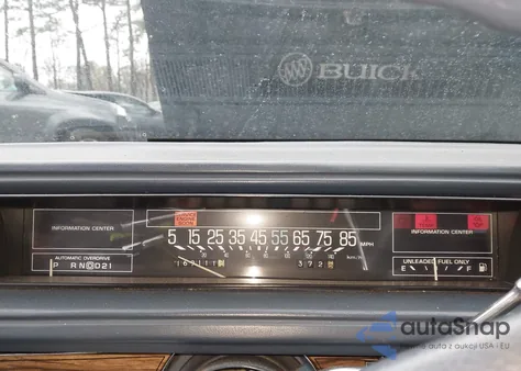 1988 Buick Electra Park Avenue z USA, uszkodzony, nr VIN 1G4CW51C0J1650875